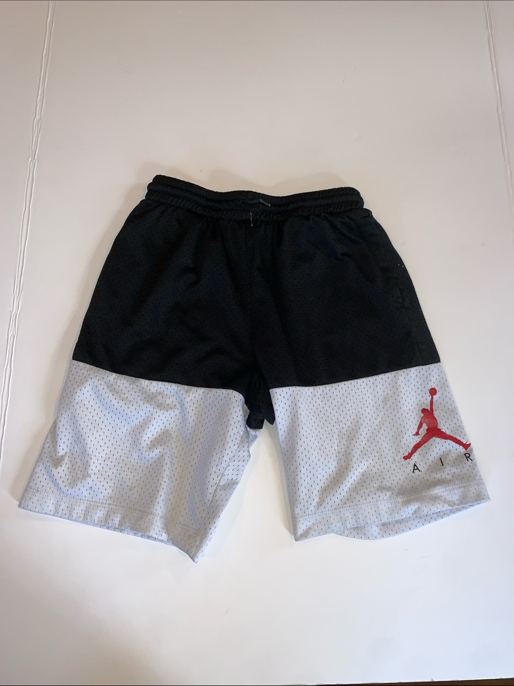 Jordan Boys Large 12-13 Years Black & WhiteBasketball Shorts with Red Jumpman